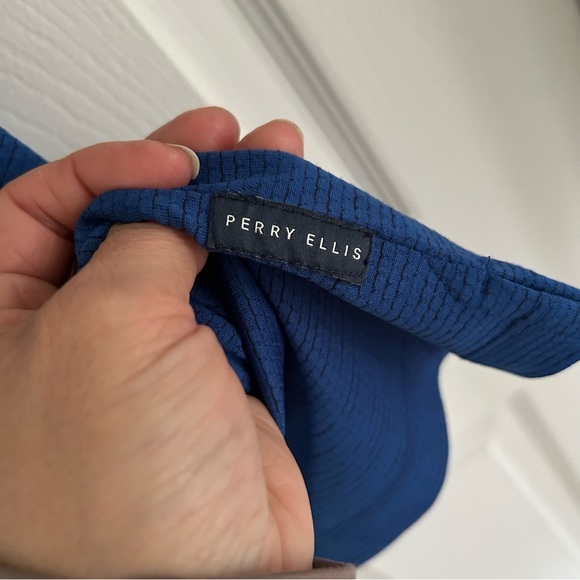 Perry Ellis Men's Blue Polo Shirt size M - Picture 5 of 7